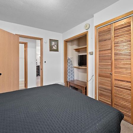 Take It Easy, Live Simply! 3 Bedroom 1 Bath Apt Sioux Falls Kültér fotó